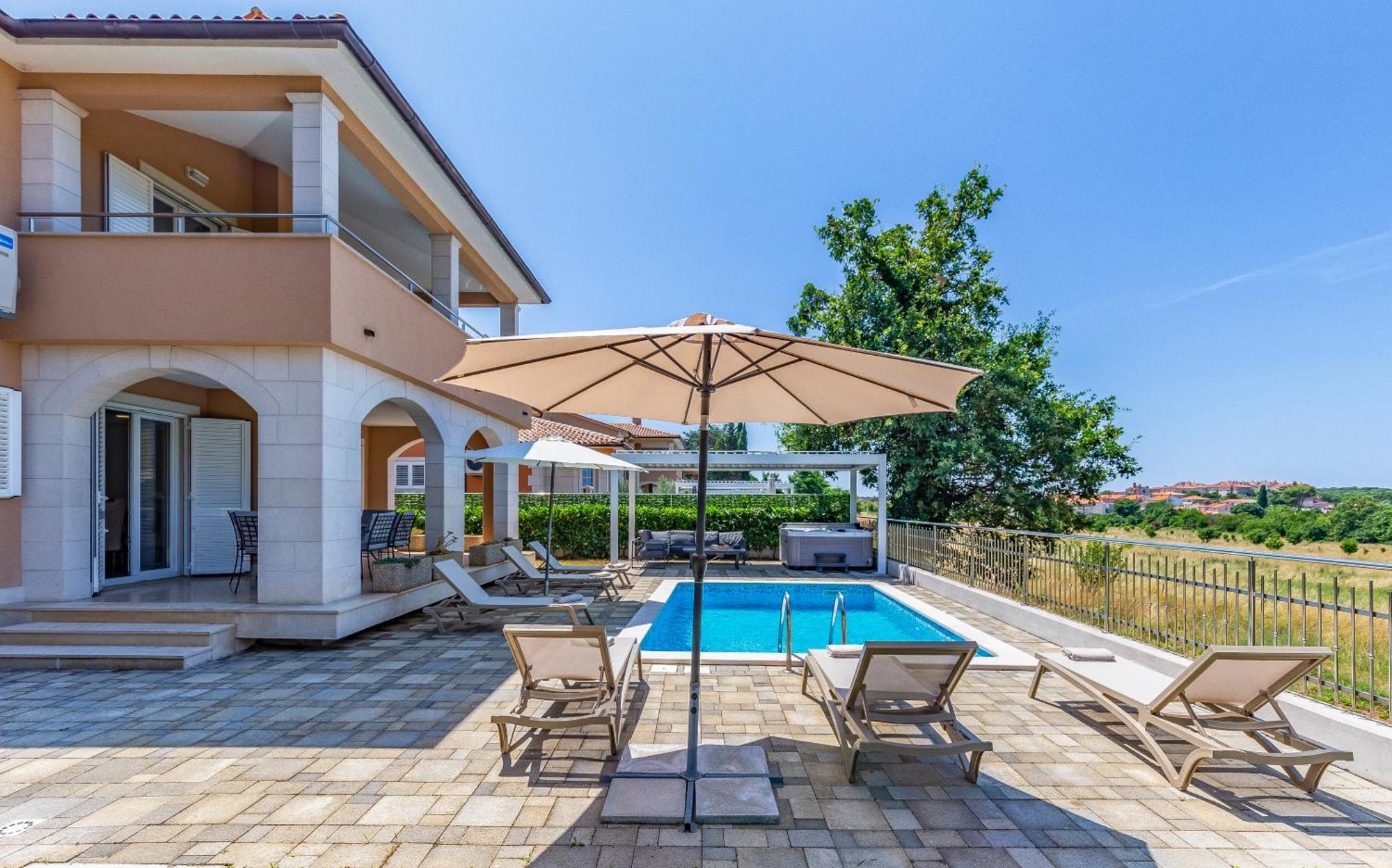 Lotus Villas Resort Pula Buitenkant foto